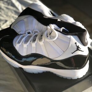 COPY - Mens Air Jordan 11 Retro Concord Black/Whi…